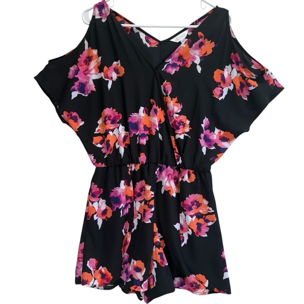 Decree Floral Black Romper. Size L
